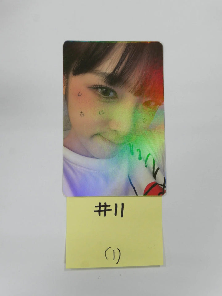 YENA "ˣ‿ˣ (SMiLEY)" - Official Photocard [SMILE Ver] - HALLYUSUPERSTORE