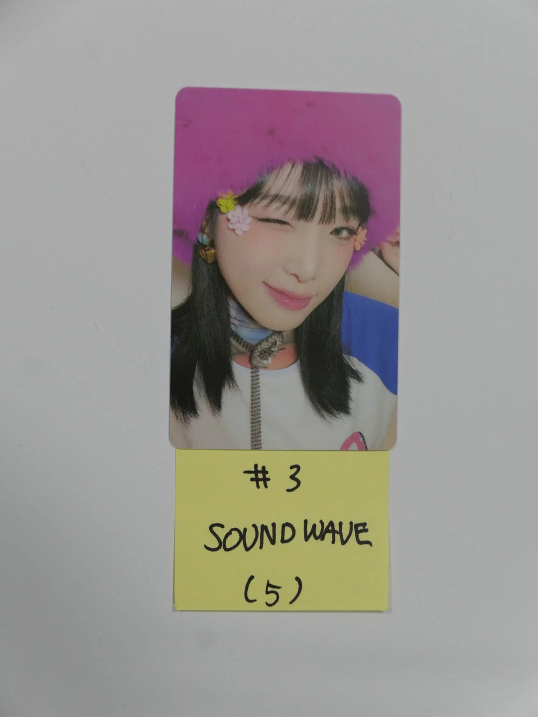 YENA "ˣ‿ˣ (SMiLEY)" - Soundwave Luckydraw Plastic PVC Photocard - HALLYUSUPERSTORE