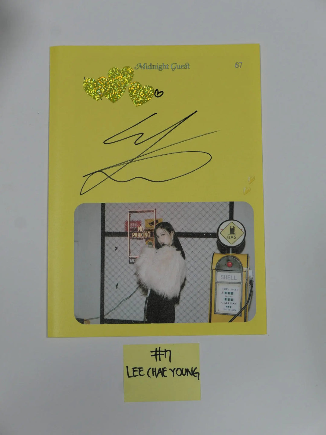 Fromis_9 "Midnight Guest" - A Cut Page From Fansign Event Album - HALLYUSUPERSTORE