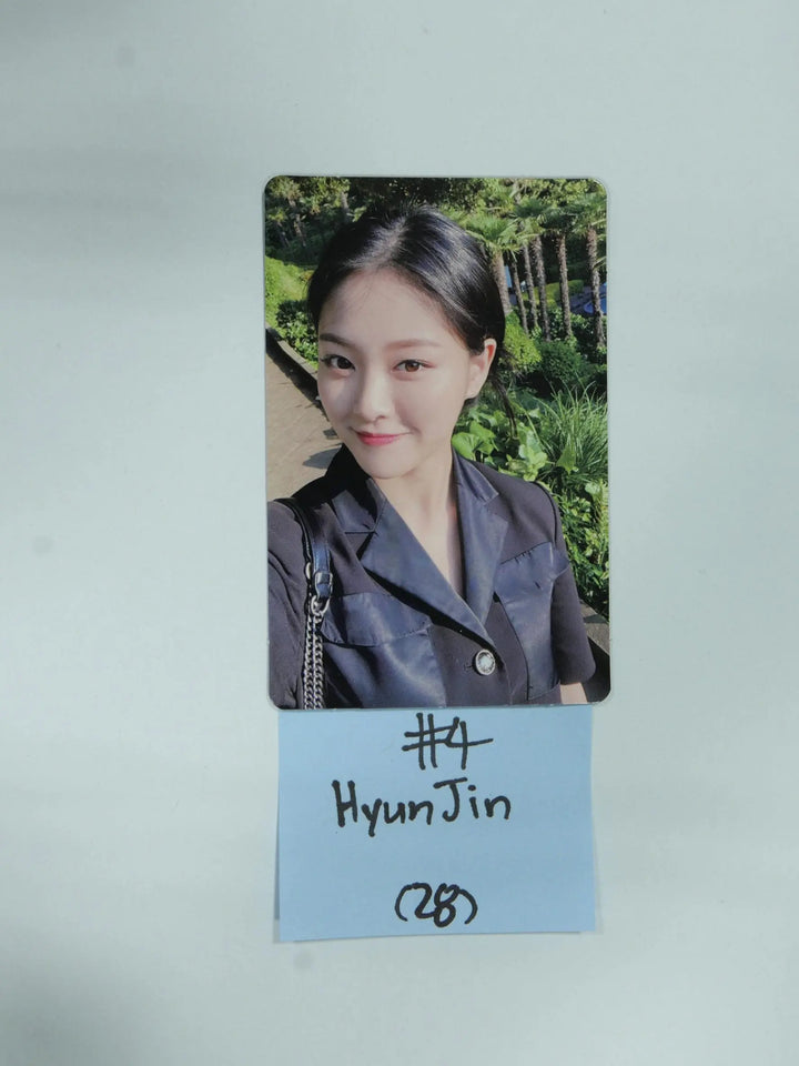 Loona " Loona VERSE : FROM" - 2022 Concert Trading Photocard [Heejin, Hyunjin, Haseul, Yeojin, Vivi] (updated 3/18) - HALLYUSUPERSTORE
