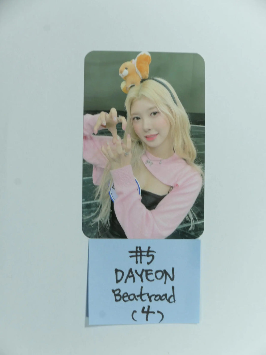 Kep1er "FIRST IMPACT" 1st - Beatroad Fansign Event Photocard - HALLYUSUPERSTORE