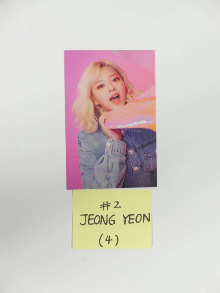 TWICE &
