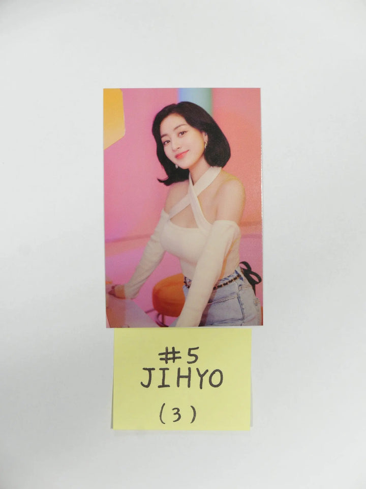 TWICE &