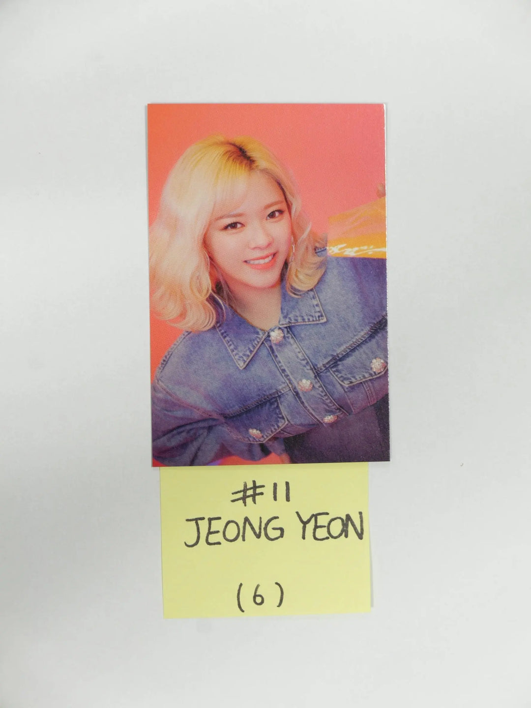 TWICE &