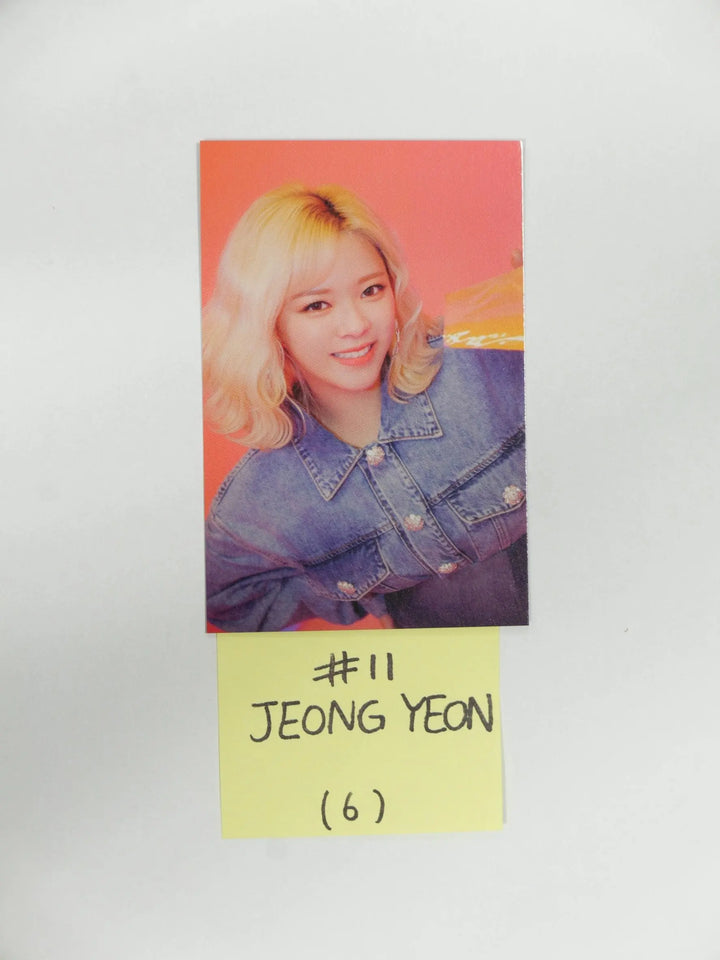 TWICE &