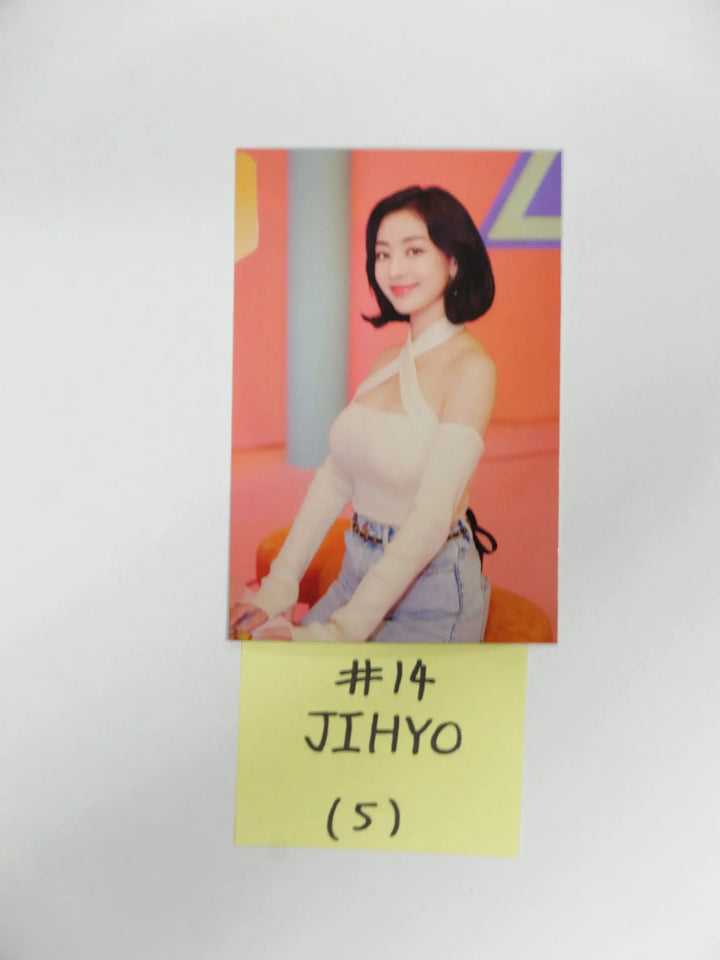 TWICE &