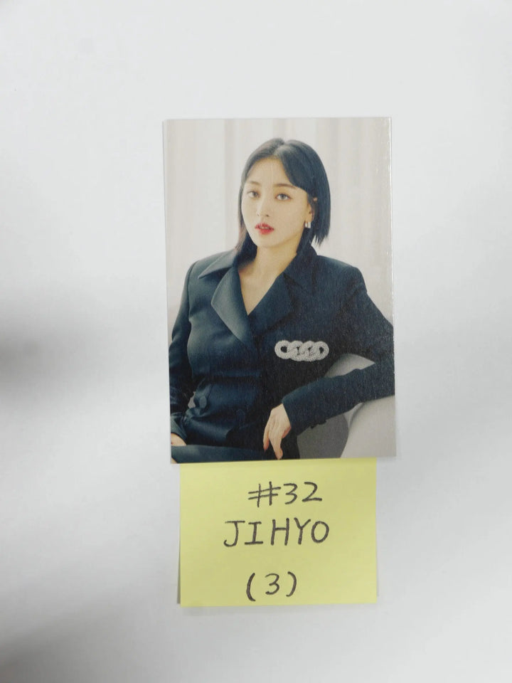 TWICE &