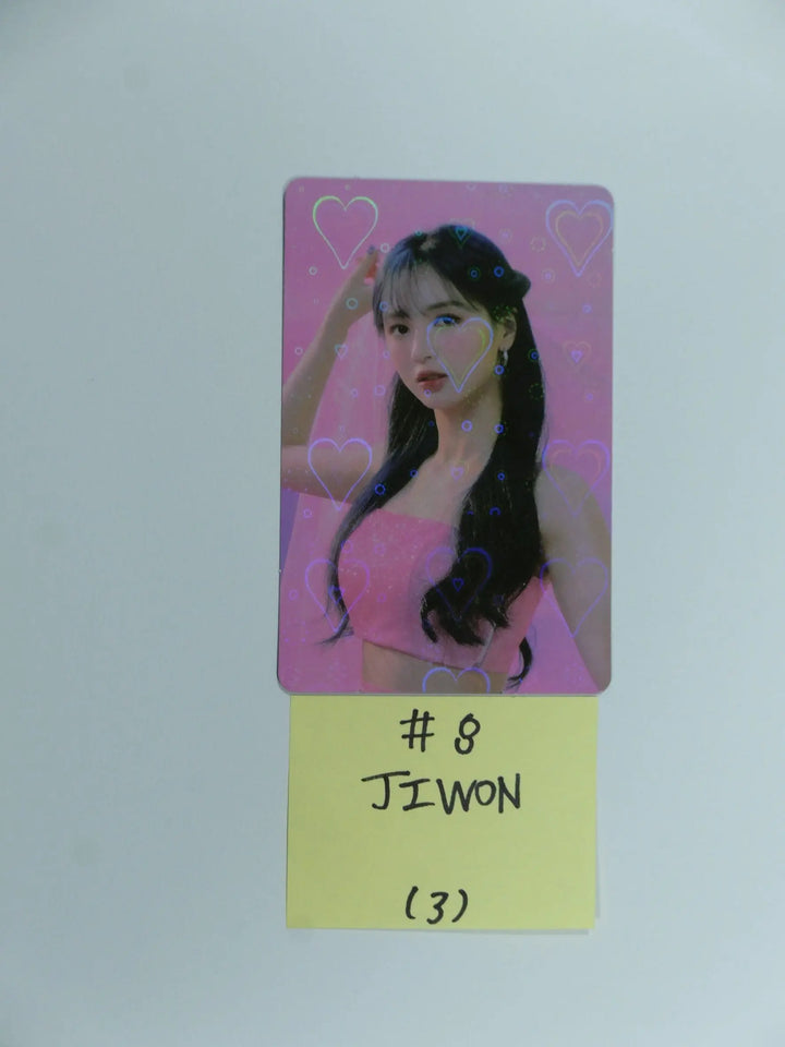 Cherry Bullet &