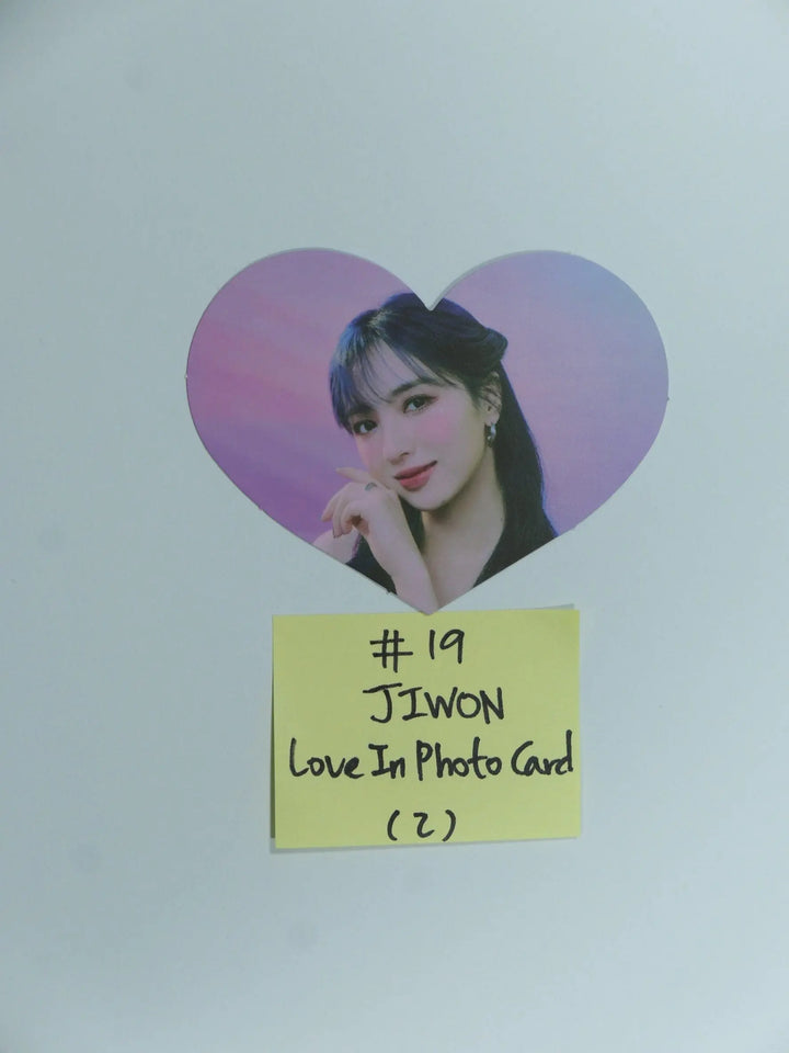 Cherry Bullet &