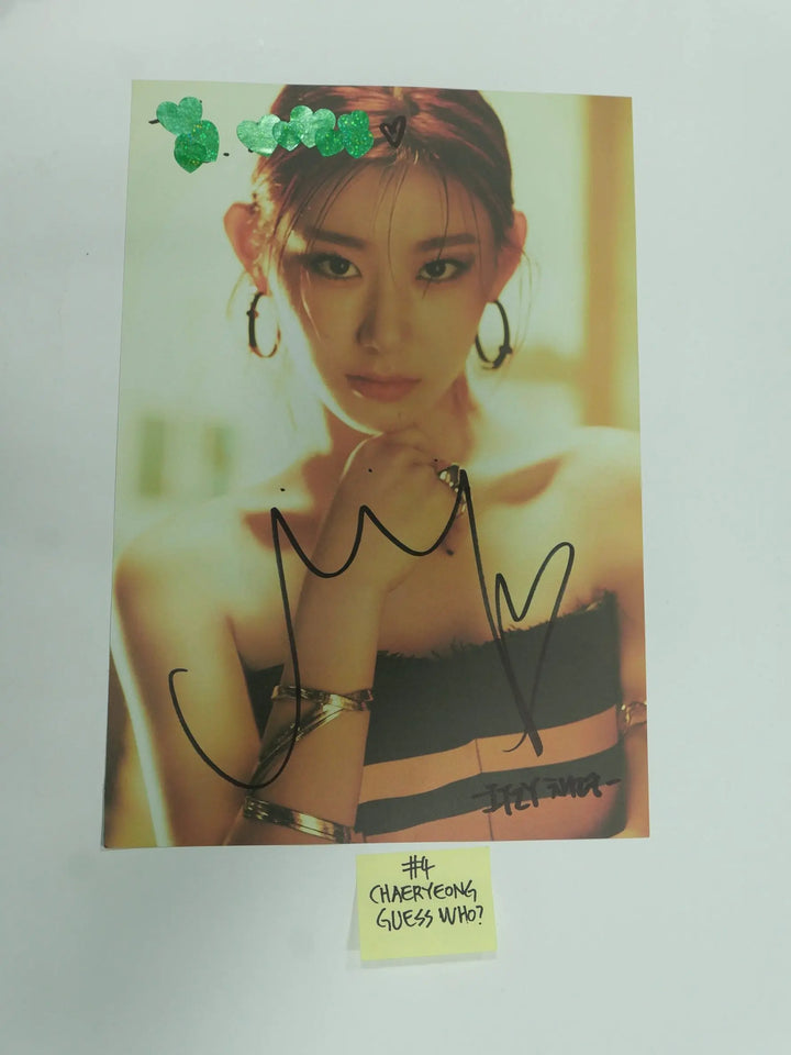 [ITZY,Cignature] - A Cut Page From Fansign Event Album Photo - HALLYUSUPERSTORE
