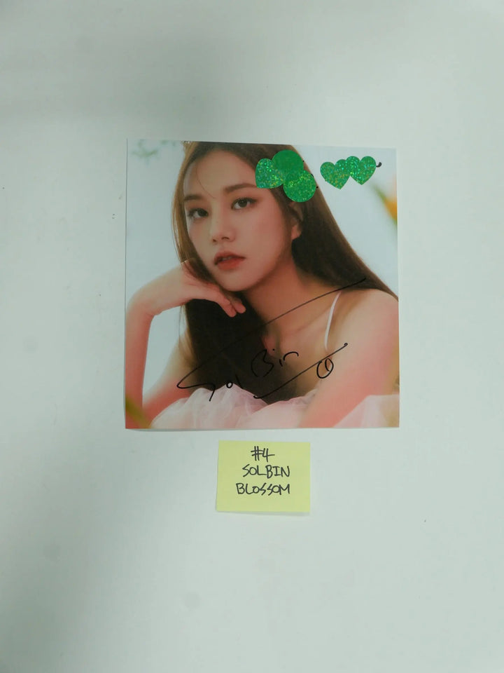 [I*ZONE, VIVIZ, Lightsum, Laboum] - A Cut Page From Fansign Event Album Photo - HALLYUSUPERSTORE