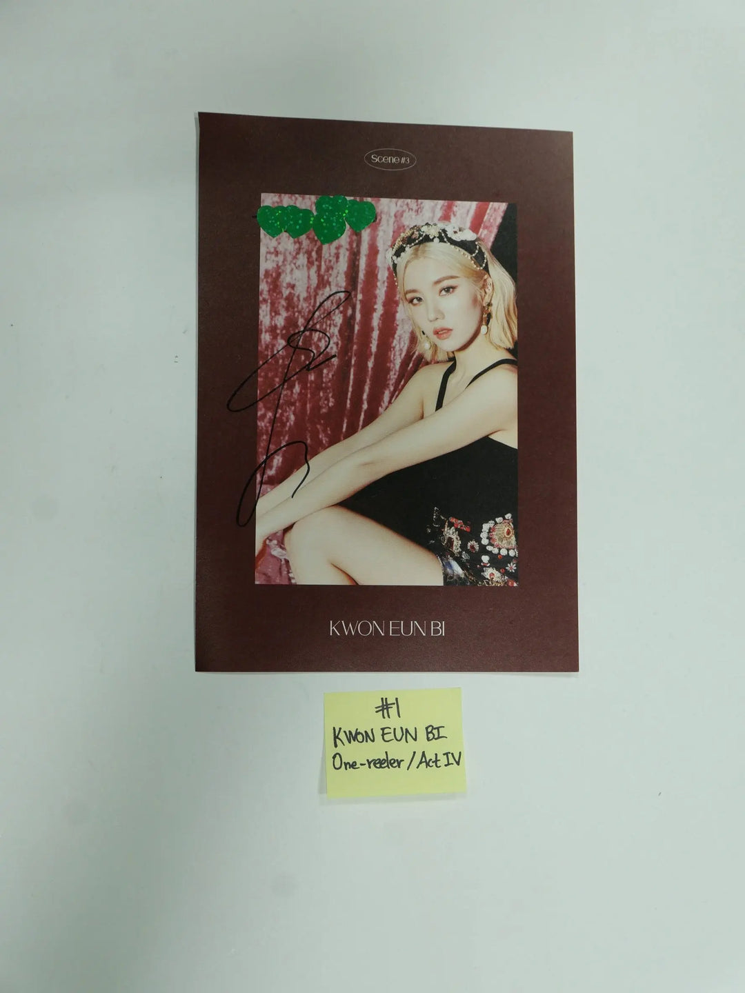 [I*ZONE, VIVIZ, Lightsum, Laboum] - A Cut Page From Fansign Event Album Photo - HALLYUSUPERSTORE