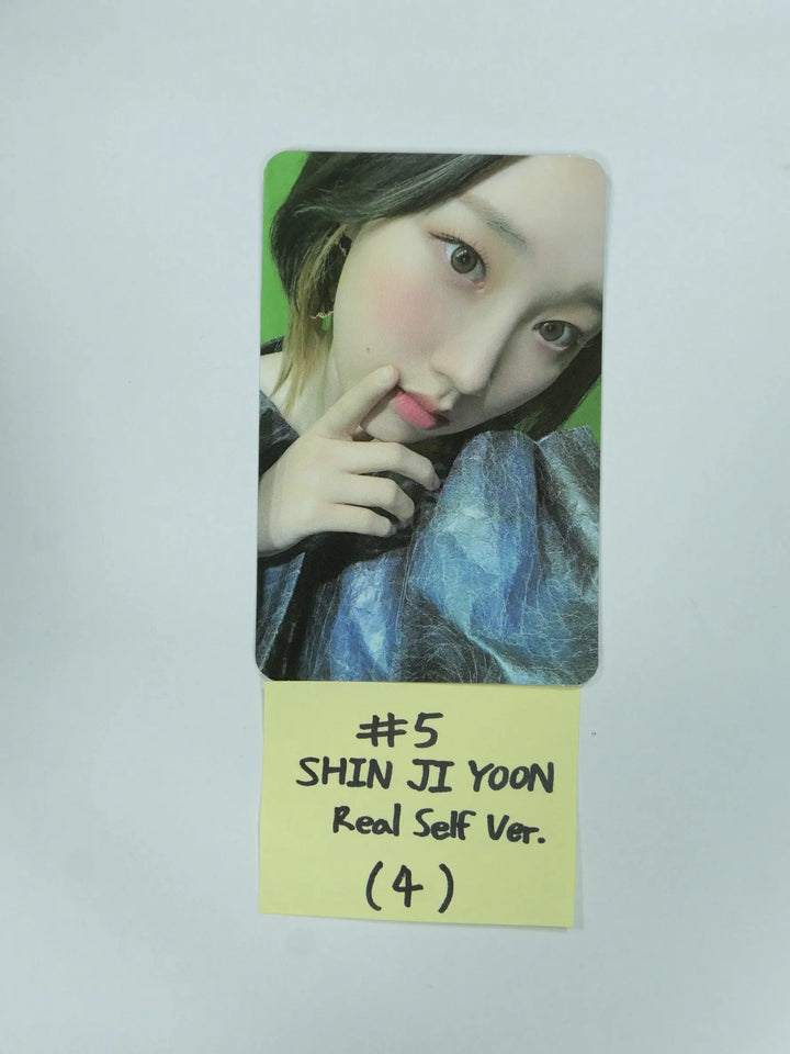 Weeekly "Play Game : AWAKE" - Official Photocard (Real self Ver.) - HALLYUSUPERSTORE
