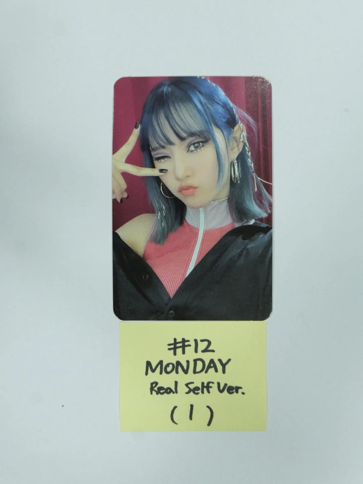 Weeekly "Play Game : AWAKE" - Official Photocard (Real self Ver.) - HALLYUSUPERSTORE