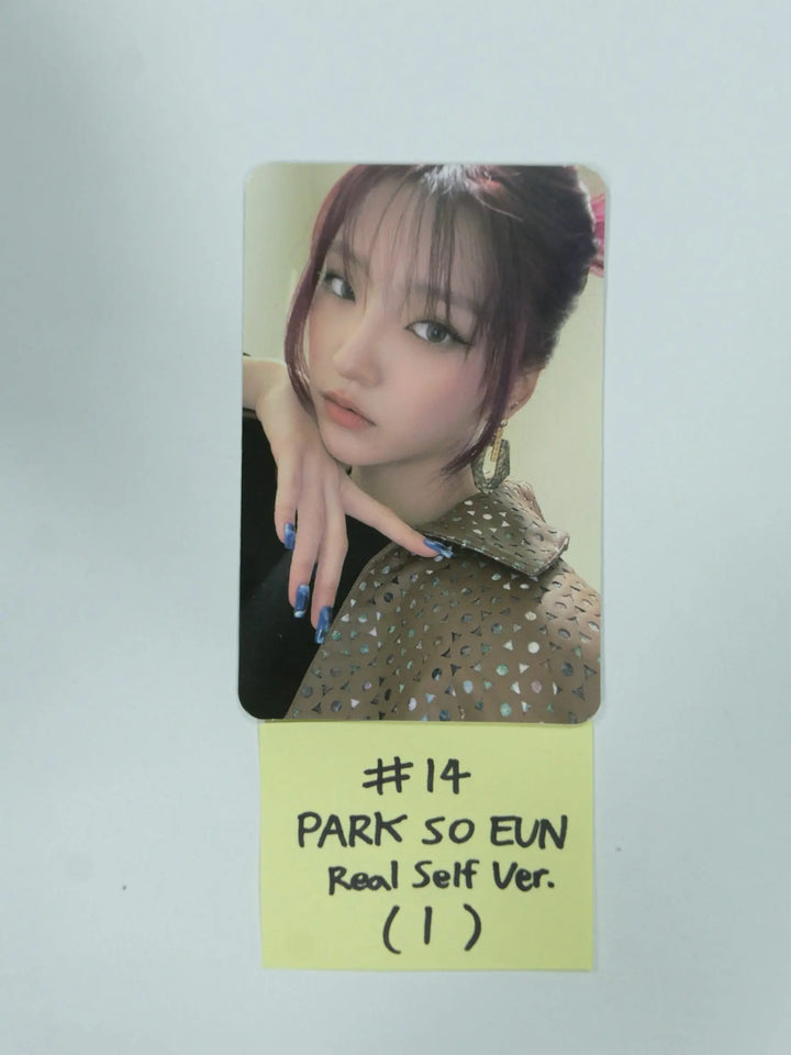 Weeekly "Play Game : AWAKE" - Official Photocard (Real self Ver.) - HALLYUSUPERSTORE