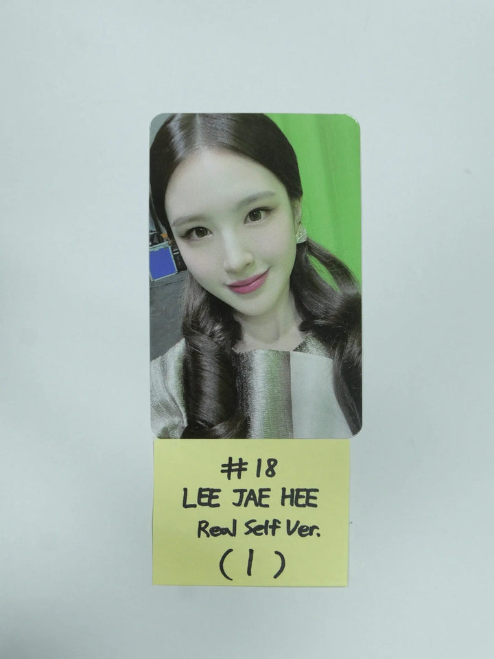Weeekly "Play Game : AWAKE" - Official Photocard (Real self Ver.) - HALLYUSUPERSTORE