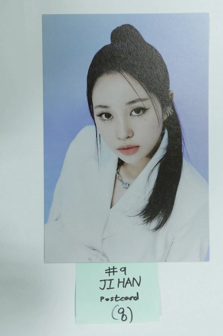 Weeekly "Play Game : AWAKE" - Official Postcard - HALLYUSUPERSTORE