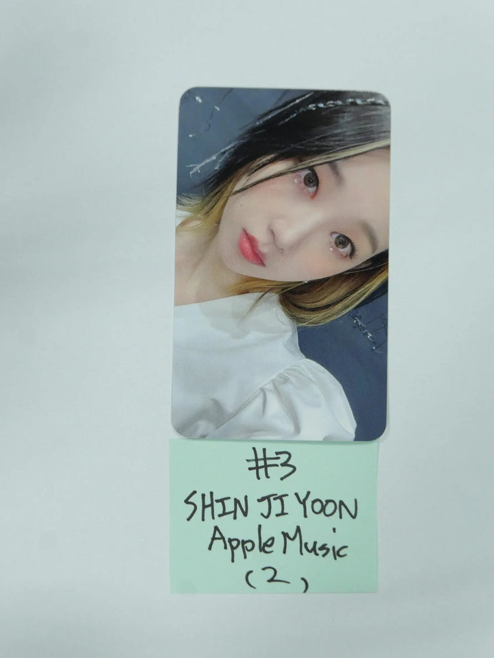 Weeekly "Play Game : AWAKE" - Apple Music Luckydraw Event Photocard - HALLYUSUPERSTORE