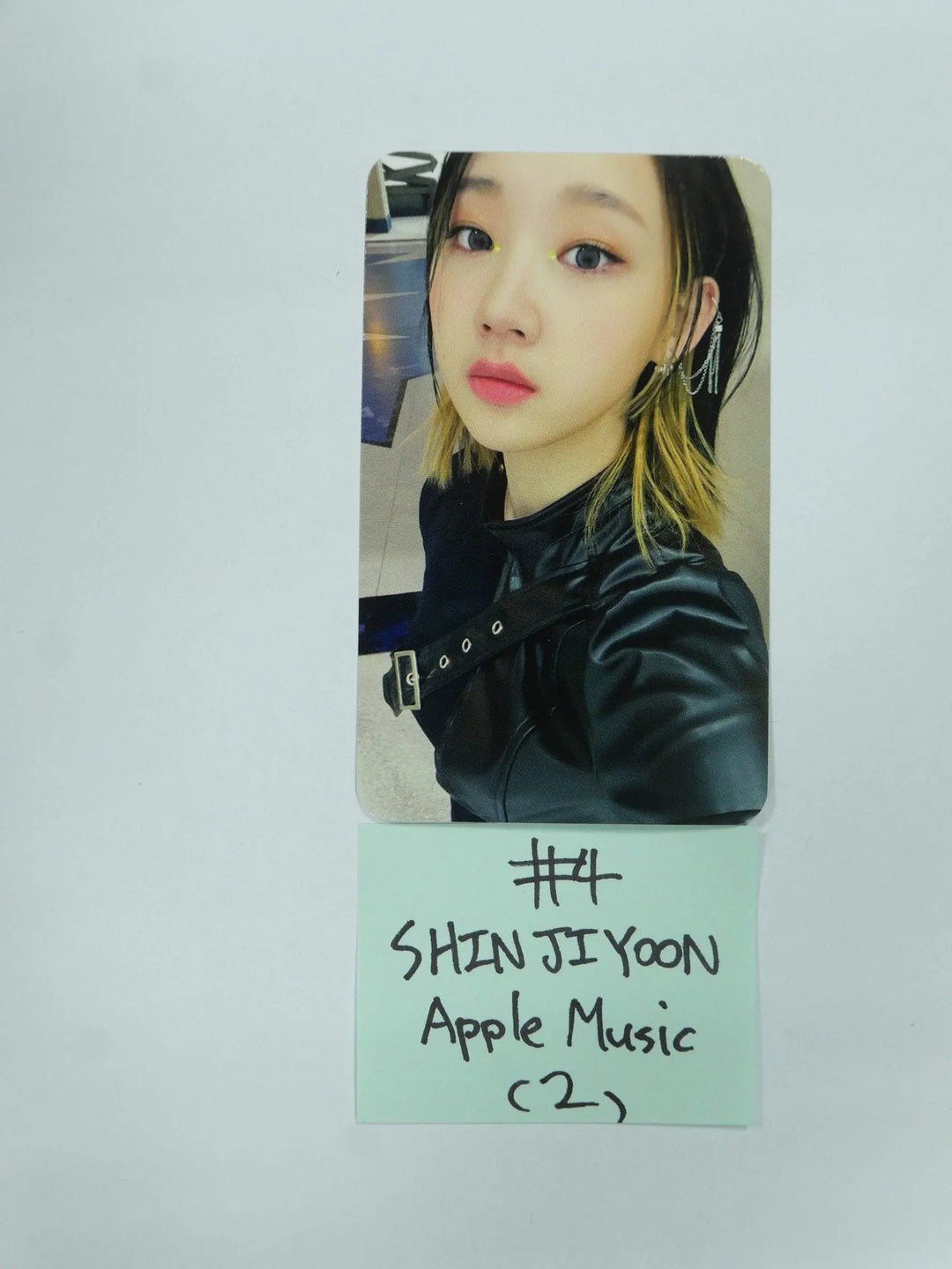 Weeekly "Play Game : AWAKE" - Apple Music Luckydraw Event Photocard - HALLYUSUPERSTORE