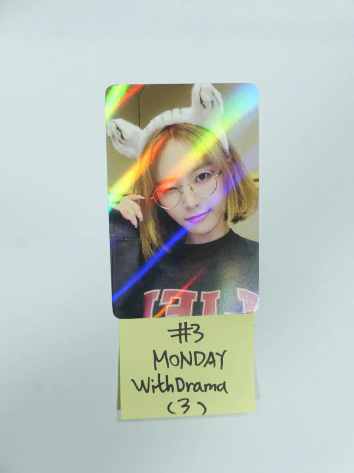 Weeekly "Play Game : AWAKE" - Withdrama Fansign Event Hologram Photocard - HALLYUSUPERSTORE