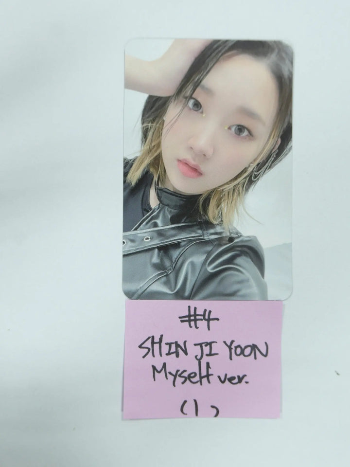 Weeekly "Play Game : AWAKE" - Official Photocard [Lee soo jin, Shin ji yoon] - HALLYUSUPERSTORE