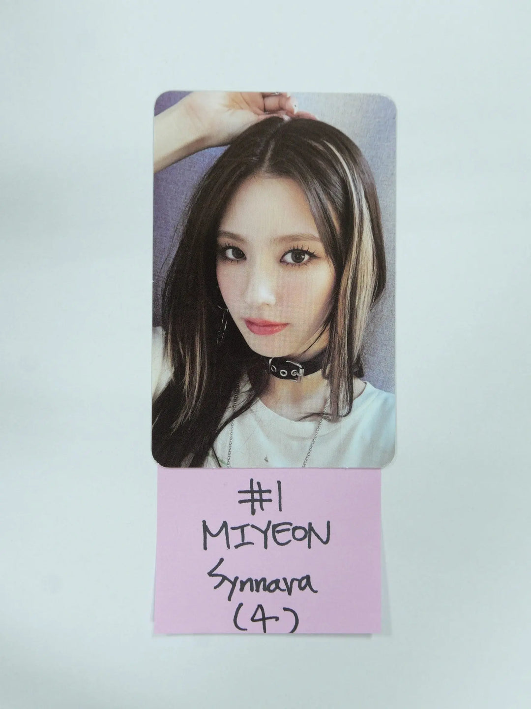 (g) I-DLE "I NEVER DIE" - Synnara Pre-Order Benefit Photocard - HALLYUSUPERSTORE