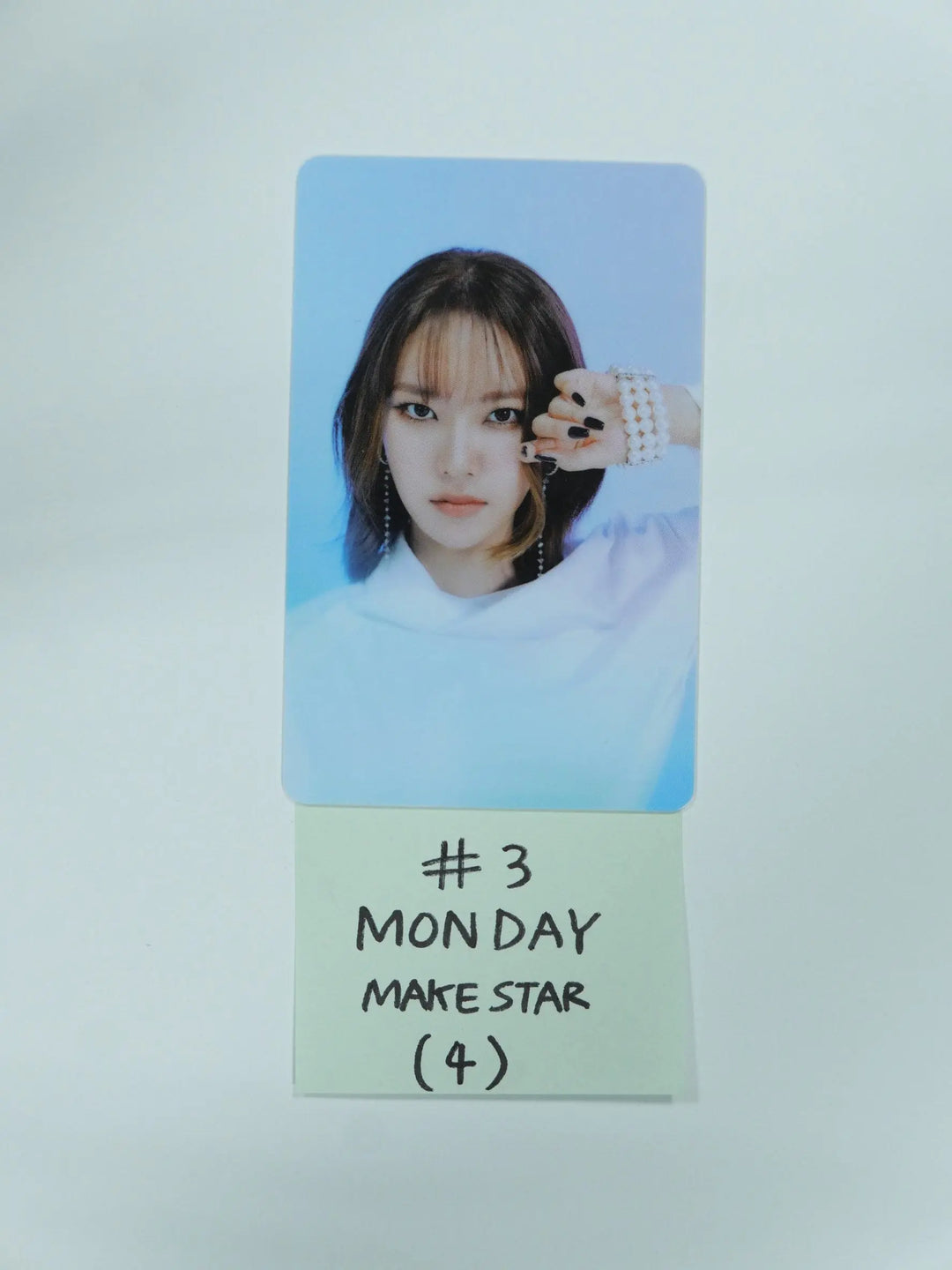 Weeekly "Play Game : AWAKE" - Naver Shopping Live Makestar PVC Photocard - HALLYUSUPERSTORE
